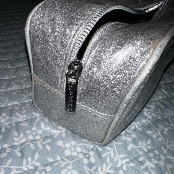 Morphe Silver Glitter Makeup Bag - Picture 4 of 5